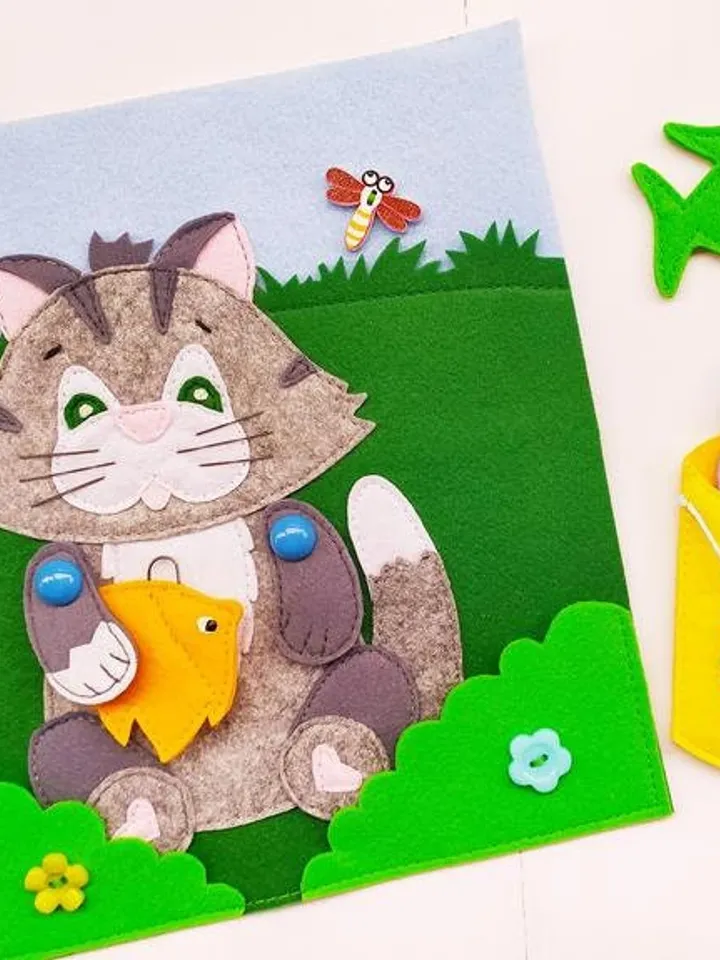 Cat and Fish quiet book PDF pattern & tutorials, Felt activity book for kids, Fishing quiet book template, Felt book ideas for toddler