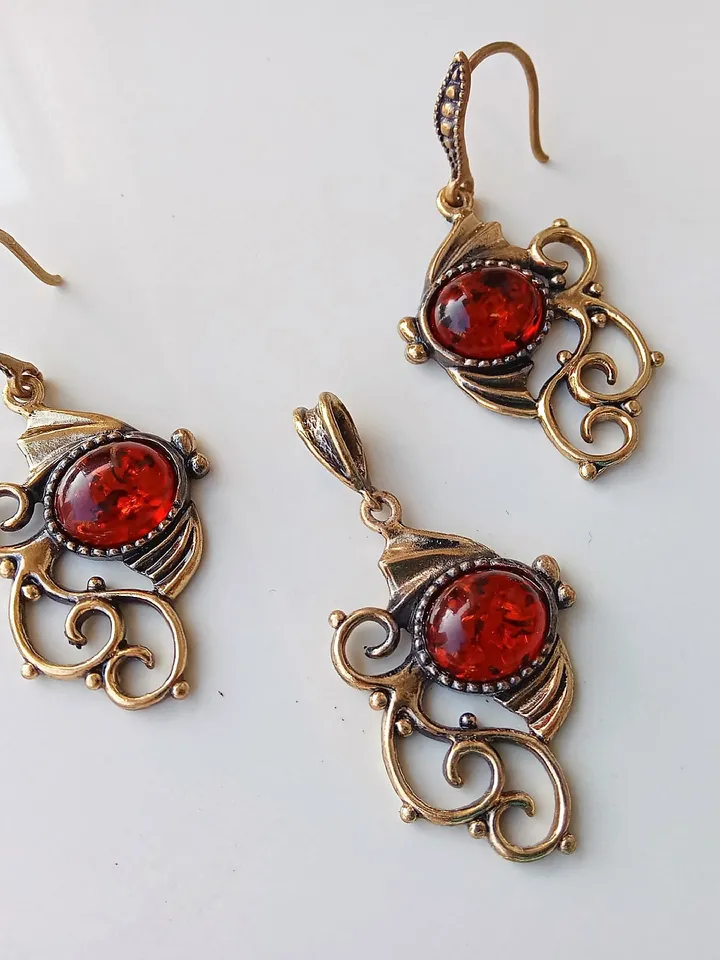 Fish Dangle Earrings and Pendant Gold Baltic Amber Jewelry Set Pisces Gift for Her Women's Jewelry red funny vintage style