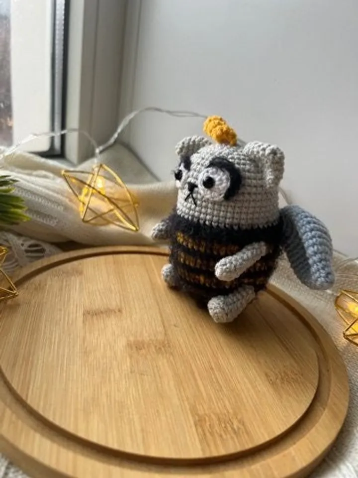 PDF Crochet Baby Cat Bee Pattern, Amigurumi Cat in Bee Costume, Cute Crochet Kitty, Amigurumi Crochet Animal Toy DIY Digital PDF Pattern