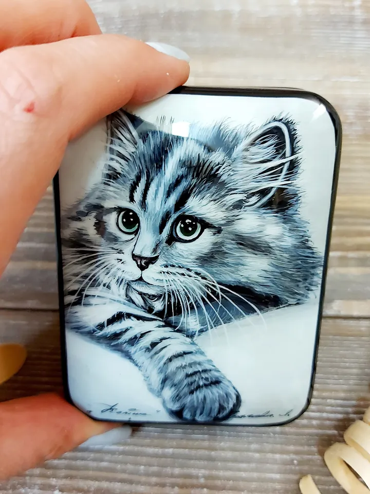 Beautiful Russian Lacquer Box "Cat" Hand painted miniature painting jewelry box Mother of pearl Papier mache Art gift Fedoskino