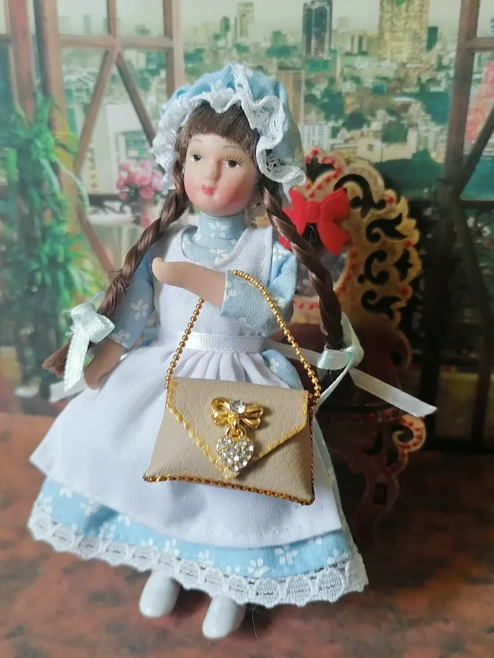 Doll bag. Handmade.1:12 scale.