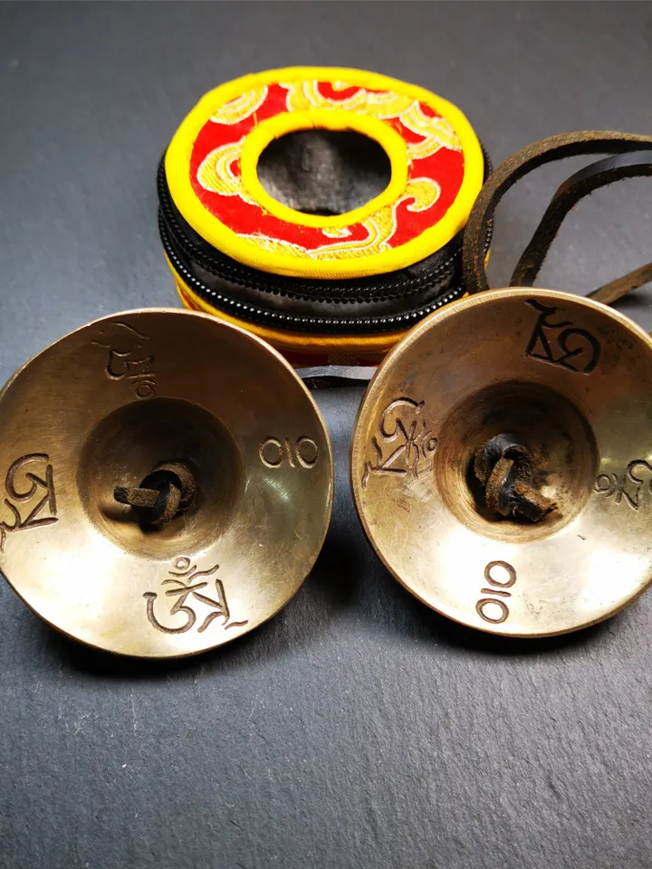 Gandhanra 6.5cm Tibetan Cymbals,Tingsha Bell,Buddhism Ritual Implement,Handmade in Nepal,Astamangal Pattern