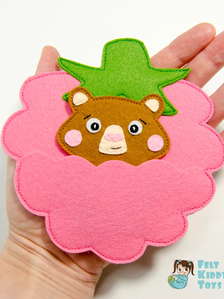 Bear in Raspberry, PDF Pattern and Tutorial, SVG files