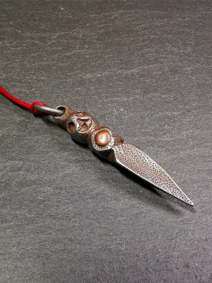 Gandhanra Handmade Skull Phurba Amulet,Kila - Dorje Phurba,Tibetan Budhist Ritual Implement Pendant,Made of Cold Iron,2.56"