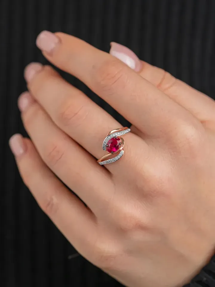 Ring Silver gold plated 925 with corundum ruby