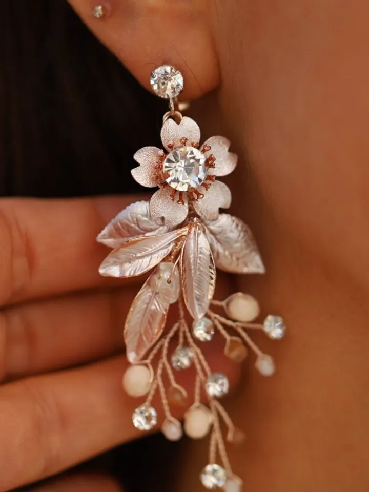 Boho Wedding Earrings For Brides, Rose Gold Chandelier Statement Floral Bridal Earrings, Flower Statement Wedding Jewelry, Vintage Jewellery