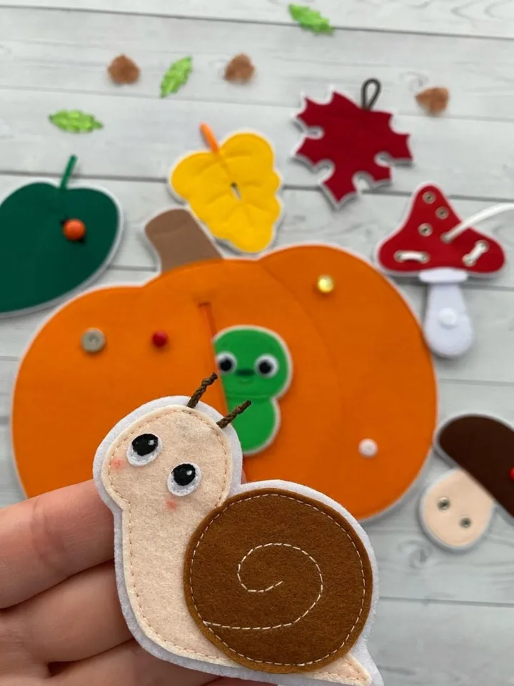 Felt pumpkin pattern PDF & Tutorial, Felt Fasteners toys pattern,  Fine Motor Skills Toys, Quiet book sewing ideas for 2, 3, 4 year olds