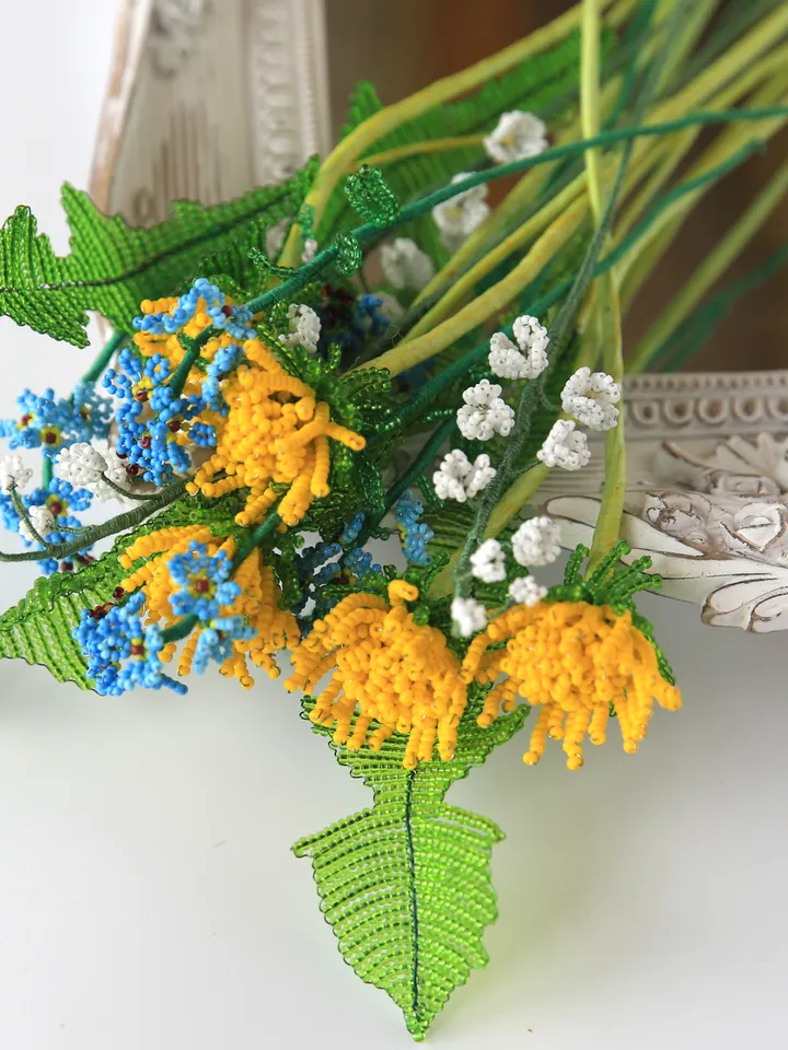 Beaded dandelion, Lily of the valley, forget me not, cornflower | Beaded Flowers pattern | Seed bead patterns