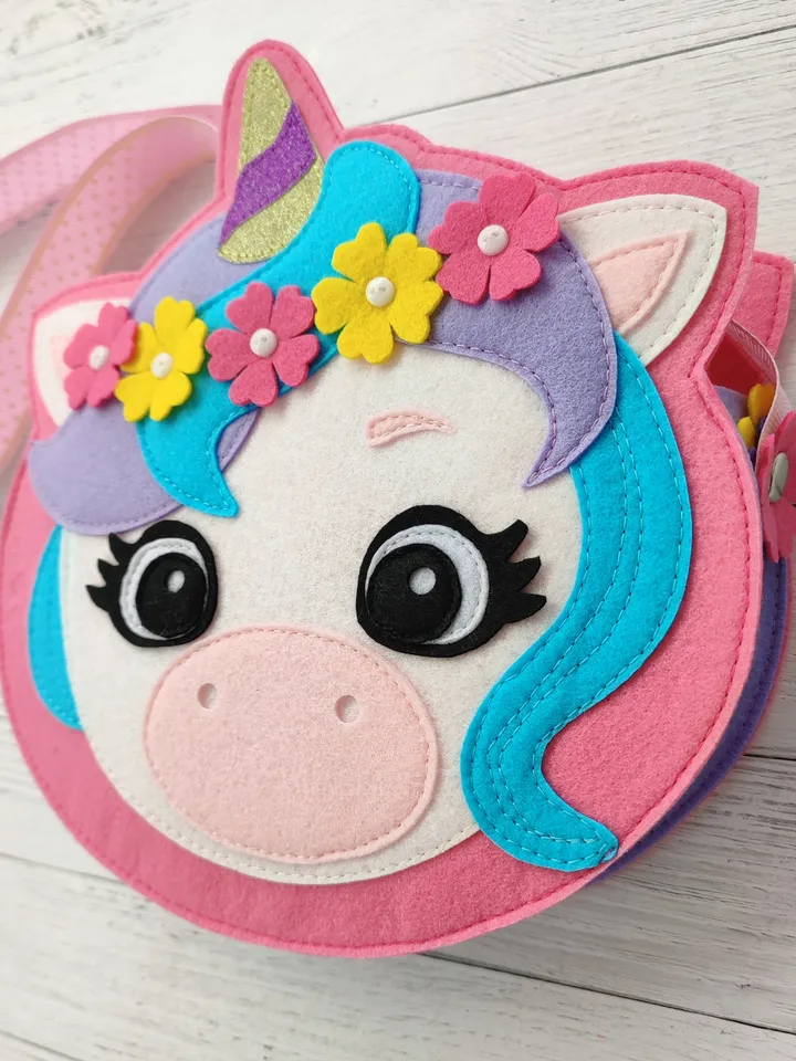 Felt bag and cosmetics set pattern, PDF sewing pattern ideas for girl, Felt makeup game tutorial
