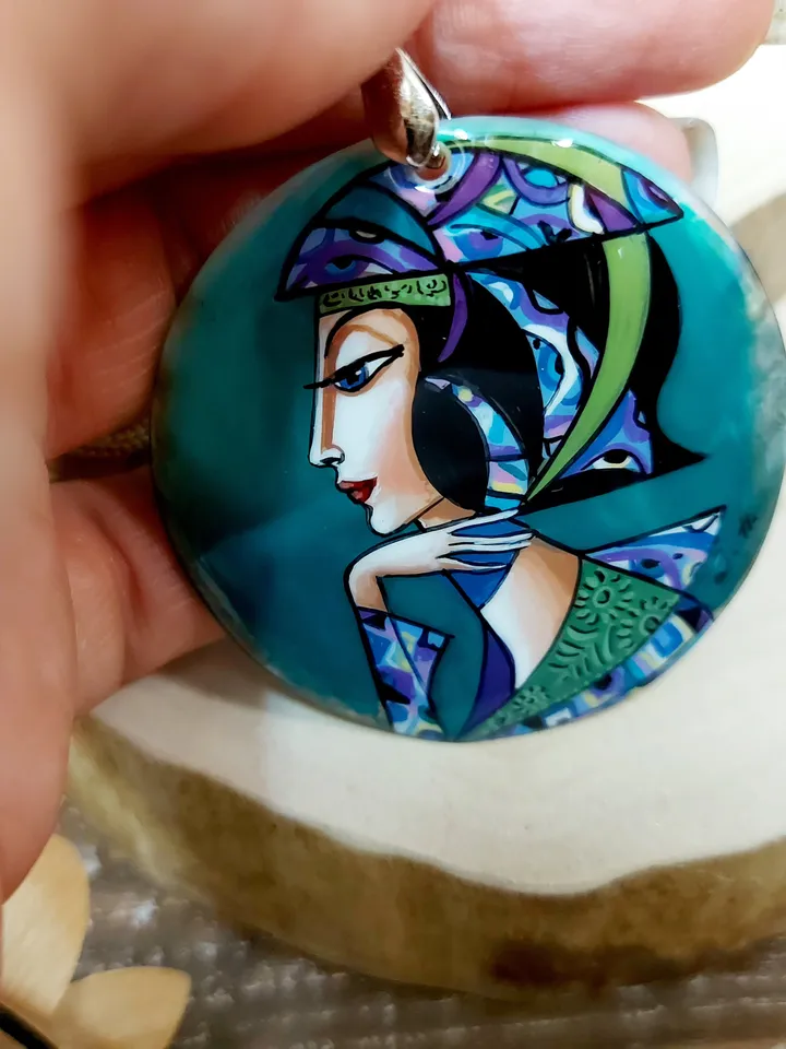 Pendant "In purple tones 2" Mother-of-pearl Hand-painted Art gift Russian necklace, fine art jewelry Fedoskino