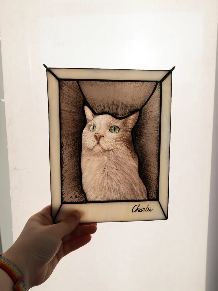 MADE TO ORDER, Stained glass pet portrait