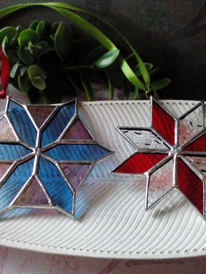 Set of 2 snowflake suncatchers, christmas ornaments, simple stained glass, Christmas decorations, Xmas tree star