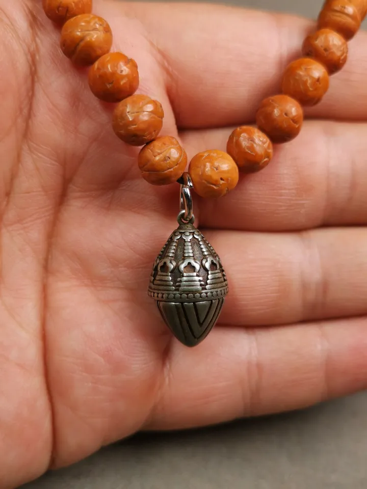 Gandhanra Handmade Tibetan Mala Pendant,Niangla Tsa Tsa Stupa Gau Shrine Amulet for Prayer Beads,Necklace Bag Hanging,0.9" × 0.55"