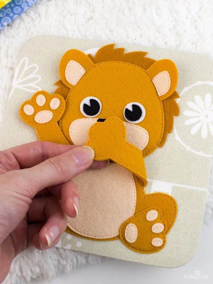 Lion - Felt Applique - Sewing Pattern