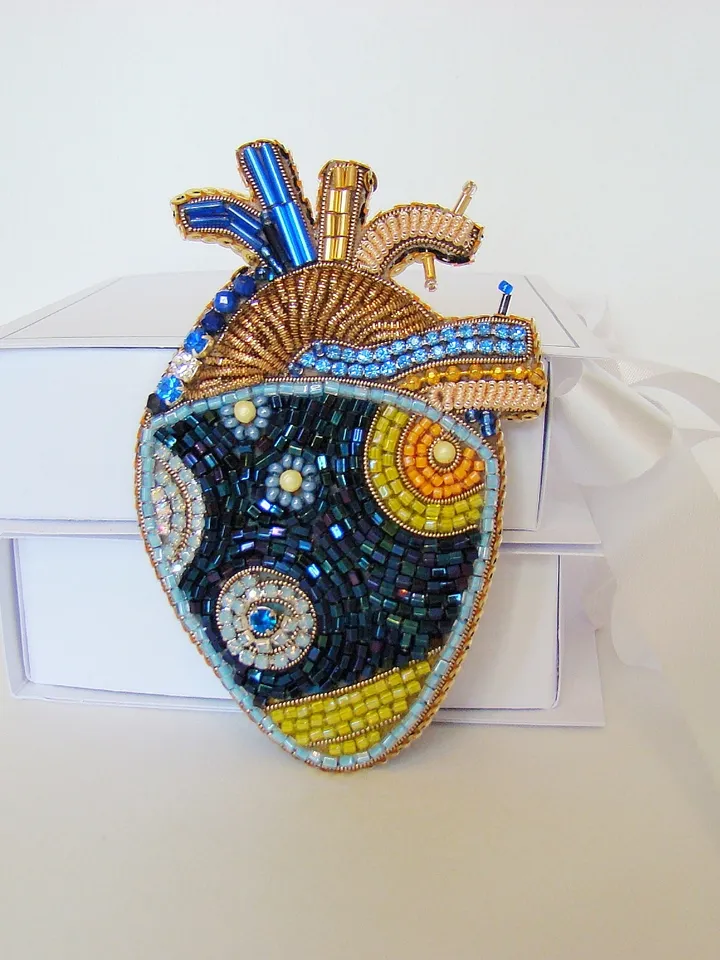 Anatomical heart brooch, embroidered brooch, beaded brooch, medical pin, jewelry design