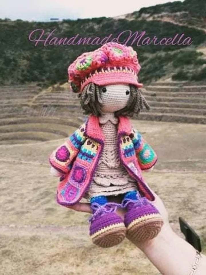 Zoey Doll β Hippie Amigurumi Doll 32 cm β Articulated Crochet Doll β Handmade Cotton Collectible β Boho Gift β By HandmadeMarcella