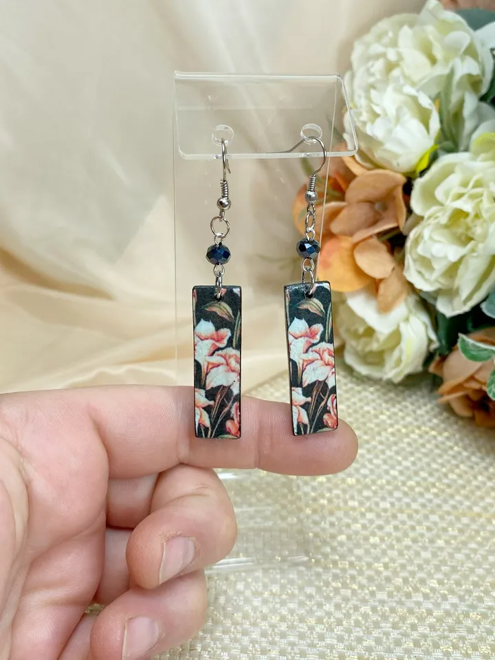 Handmade earrings. Lightweight, elegant earrings.