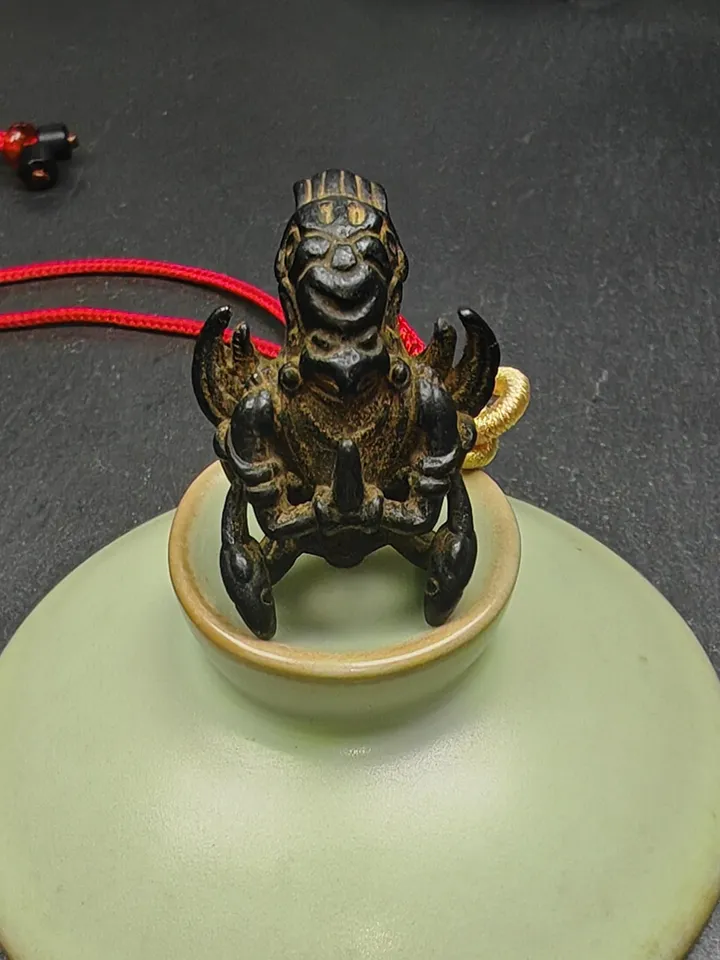 Gandhanra Antique Garuda Amulet, Tibetan Buddhist Pendant,Garula,Suparna,Golden-winged Bird,Made of Thokcha