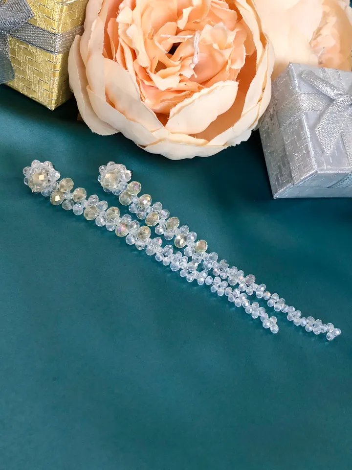 Drip Floral Beaded Earrings