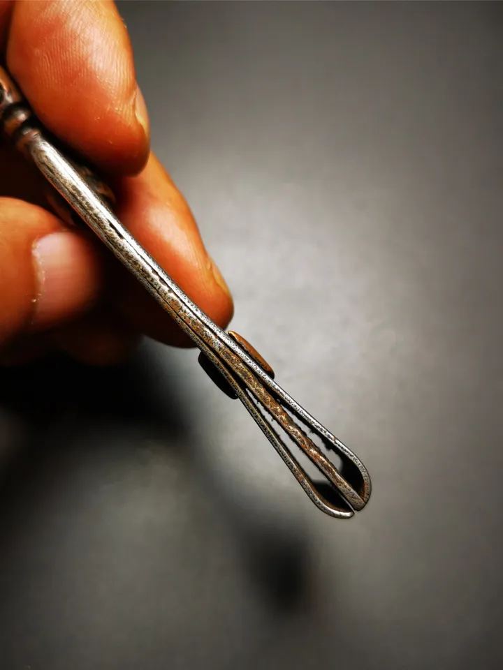 Gandhanra Handmade Tibetan Kitchen Tweezers Tool Cold Iron Fishbone Clamp Hotel Special Fishbone Epilator Clip