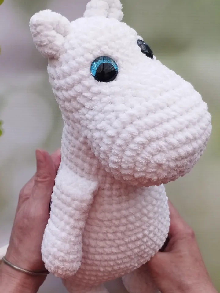 Moomin Troll Amigurumi Crochet Pattern - Large 30-40cm Soft Toy for Cuddles