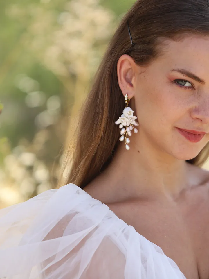 LORA // Boho Wedding Earrings, Freshwater Pearl Chandelier Bridal Earrings, Porcelain Flowers Wedding Jewelry Set, Floral Statement Earrings