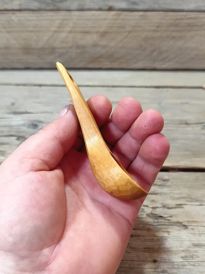 9th anniversary willow gift, Handmade willow ninth anniversary gift, Willow measuring spoon, Heart handle coffee scoop