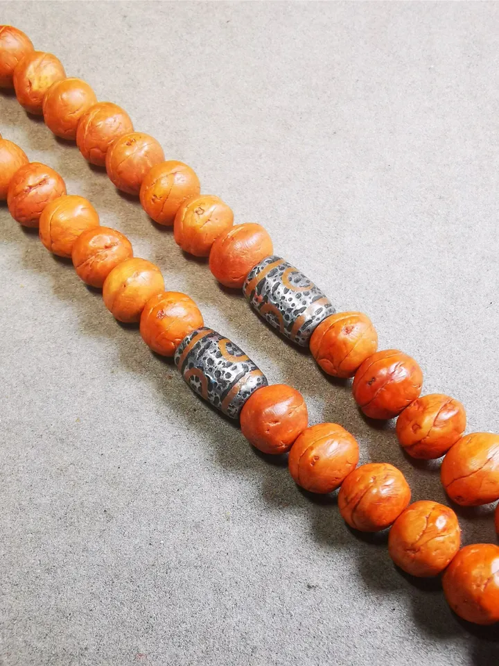 Gandhanra Handmade Tibetan Mala Spacer Beads,Cold Iron 3 Eyes Dzi Marker Beads for Prayer Beads Necklace Accessories,0.3" × 0.47"