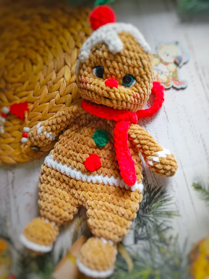 Gingerbread Snuggler Crochet Pattern: Christmas Amigurumi (PDF Download)