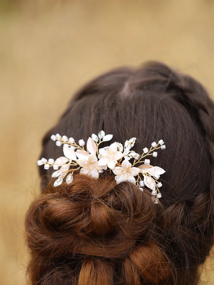 Floral Opal Crystal Bridal Hair Comb Earrings Jewelry Set, Wedding hair accessory, Ceramic Flowers Hair Comb, Gold Bridal Hair accessories