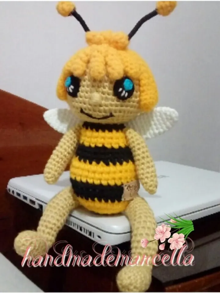 Maya the Bee β Handmade Amigurumi Doll
