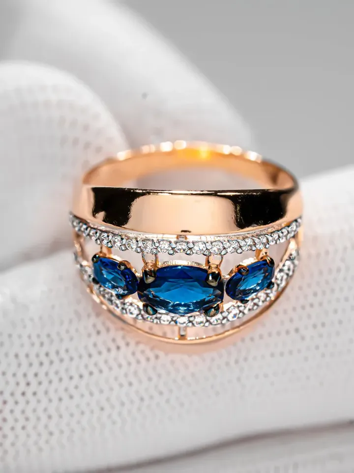 Ring Silver gold plated 925 assay value with cubic zirconia corundum sapphire