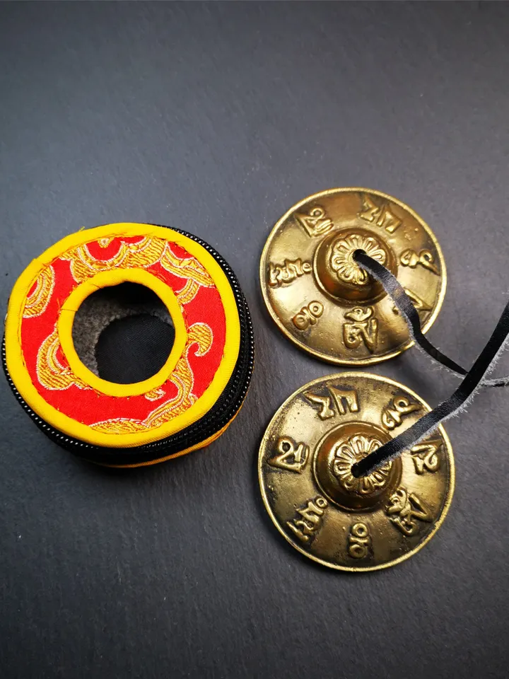 Gandhanra 6.5cm Tibetan Cymbals,Tingsha Bell,Buddhism Ritual Implement,Handmade in Nepal,Om Mani Padme Hum Mantra