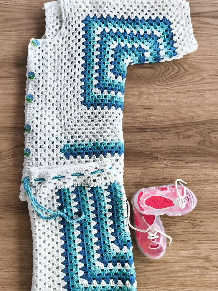 Summer Ready: Granny Square Crochet Short and Top in Blue and White - Boho Style Fashion