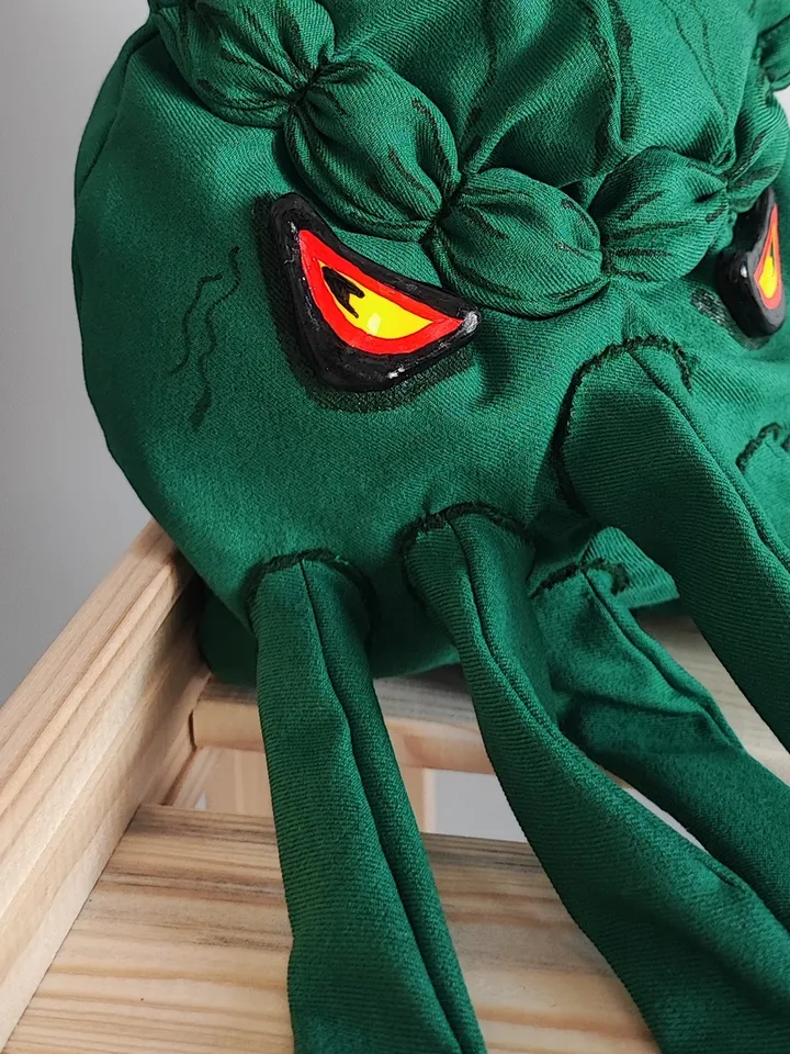 Chalk bag Cthulhu for rock climbing