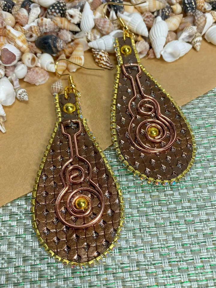 Designer handmade earrings. Handmade jewelry.