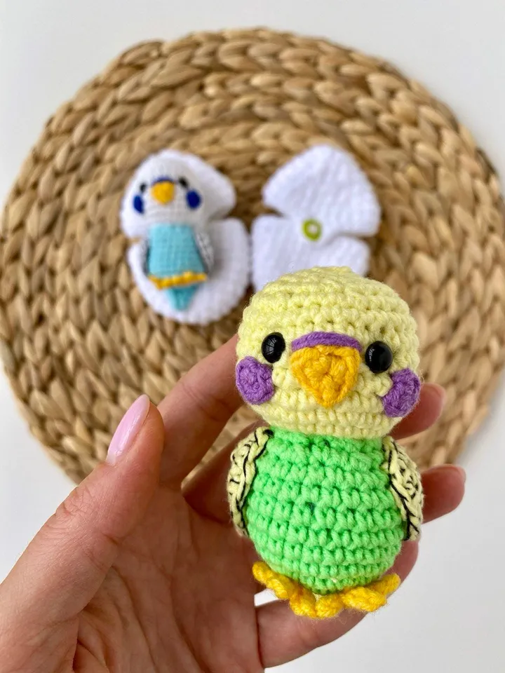 Budgie Crochet pattern - Amigurumi easter pattern - bird in egg stuffed animal - parakeet toy - English Pdf tutorial