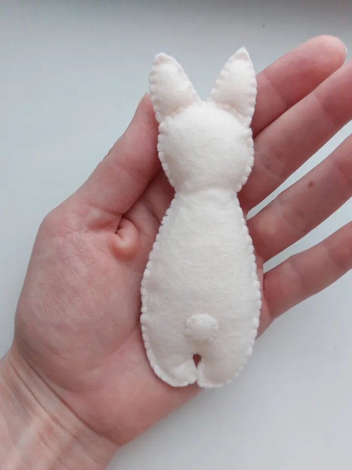 Set of 2 Mini bunny ornaments, easter gift, easter decor, felt easter ornaments