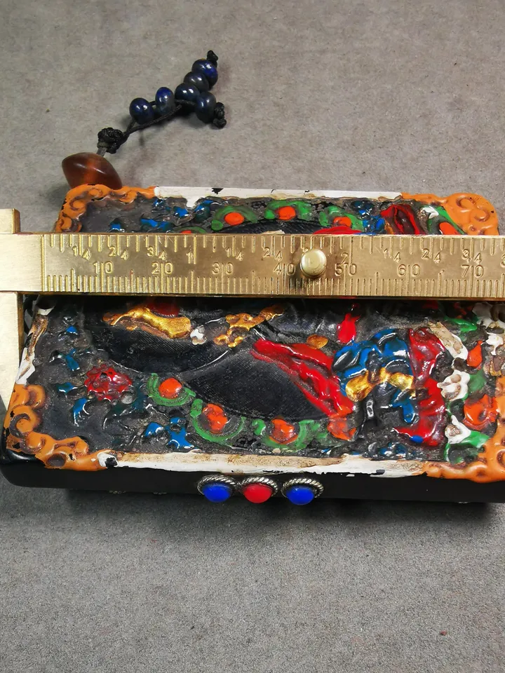 Antique Tibetan Statue - Guru Rinpoche Amulet Badge,Made of Black Jade,Inlaid 9 Eyes Dzi and Agate,85×65mm