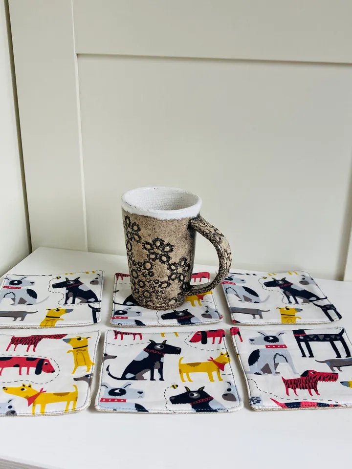 Coasters with Doggies Set of 6 Linen-cotton coasters 4.5'' x 4.5''