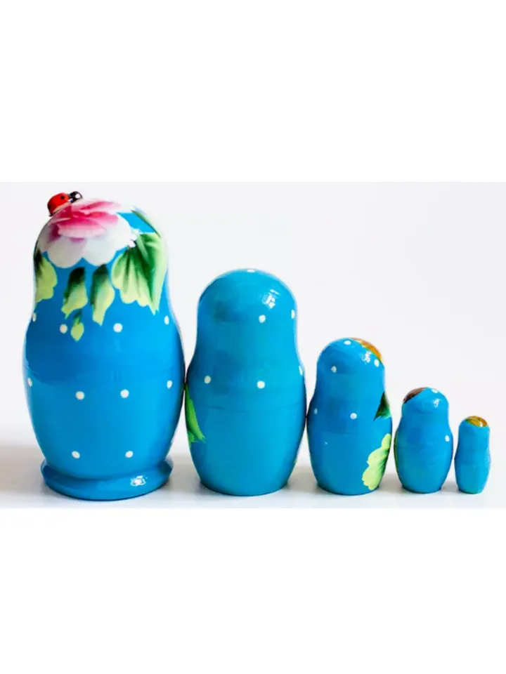 Matryoshka wooden 4,3” souvenir. Set of 5 dolls in 1.