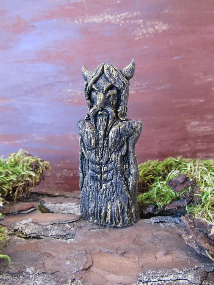Loki God statue Viking Norse gods Asatru Heathen god Nordic Totem Altar figurine Fenrir Sigyn Sleipnir Celtic Idol Board game chip Collectable figurine
