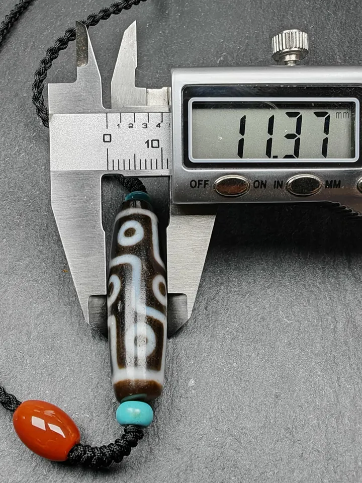 Gandhanra Vintage Tibetan 9 Eyes Dzi Bead Necklace,Protective Charm,Spiritual Gift,1.6" x 0.4"