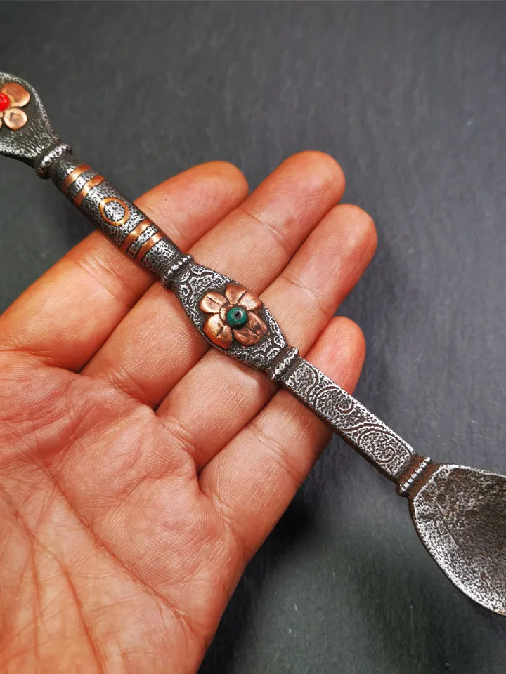 Gandhanra Handmad Tibetan Buddhist Tsog Offering Spoon,Serving Ritual Implement for Worship Ceremony,7.1"