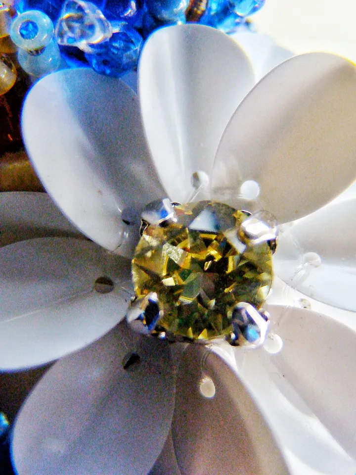 Brooch Bouquet, beaded brooch, flower embroidered, gift ideas