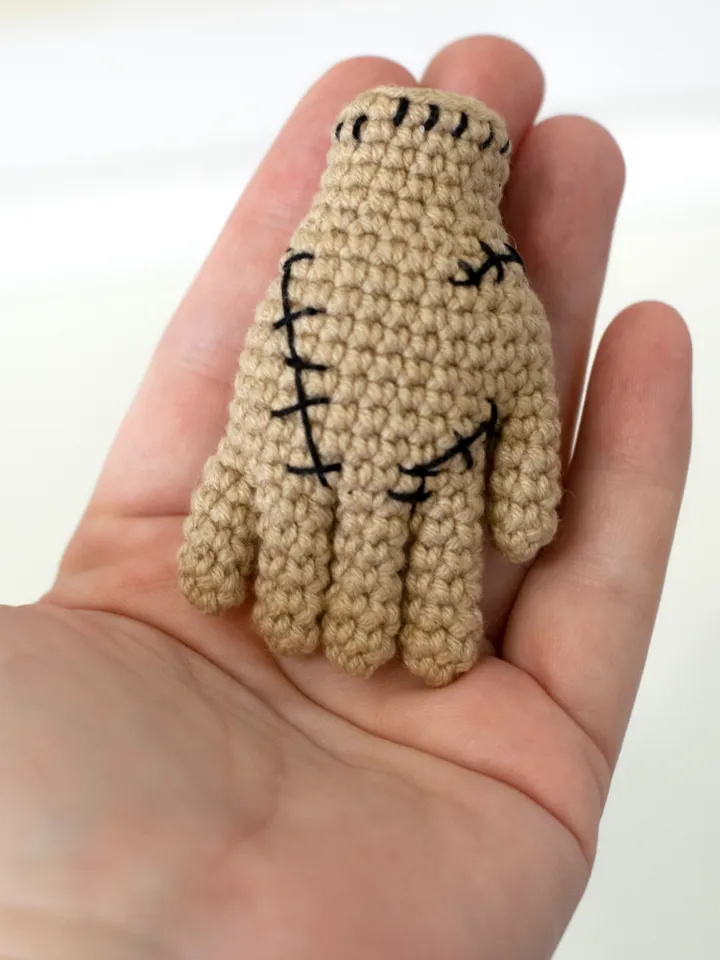 The hand thing from the Addams family movie, handmade miniature monster toy, Halloween sign, Halloween party