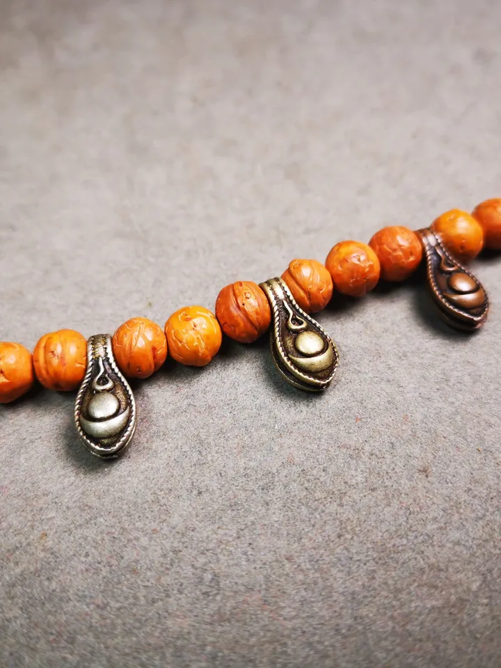 Gandhanra Handmade Buddhist Mala Counter Clip,Bum Counter Clip for Prayer Beads,Mani Jewel/Wish-Fulfilling Cintamani Shape,Mala Accessories