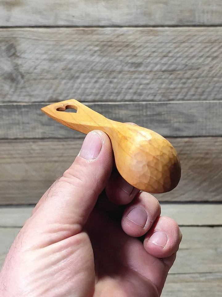 9th anniversary willow gift, Handmade willow ninth anniversary gift, Willow measuring spoon, Heart handle coffee scoop