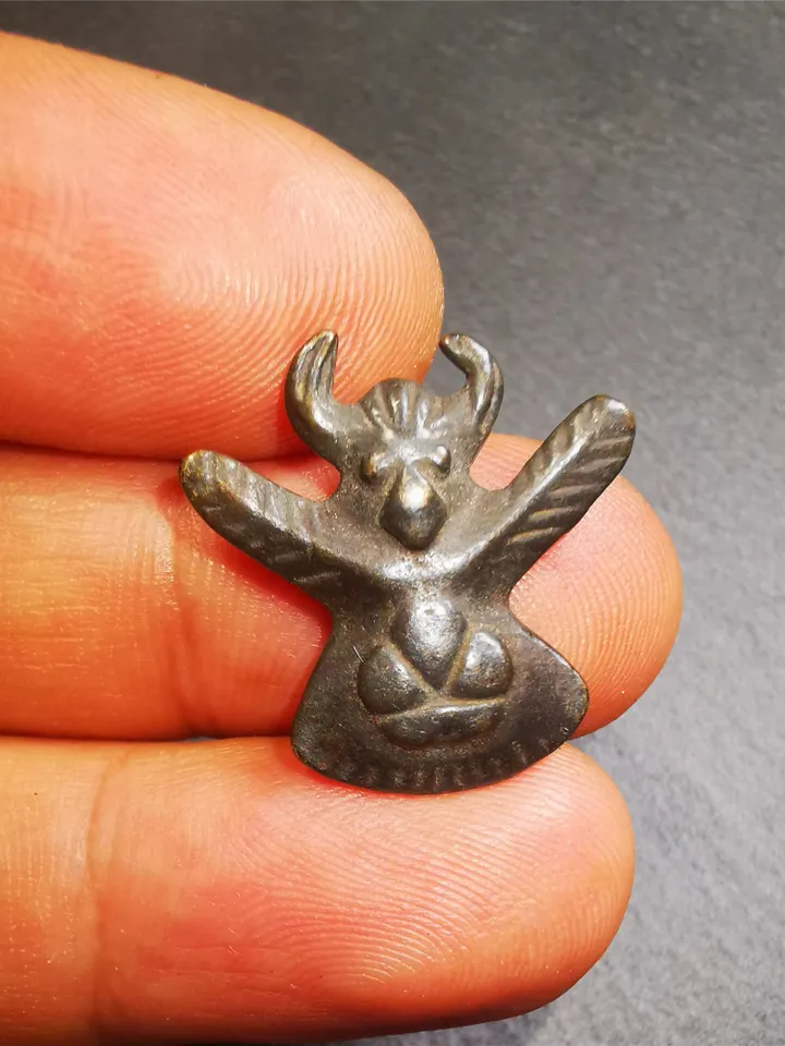 Gandhanra Antique Tibetan Buddhist Amulet Pendant,Garuda,Garula,Suparna,Golden-winged Bird,Made of Thokcha, 0.79"