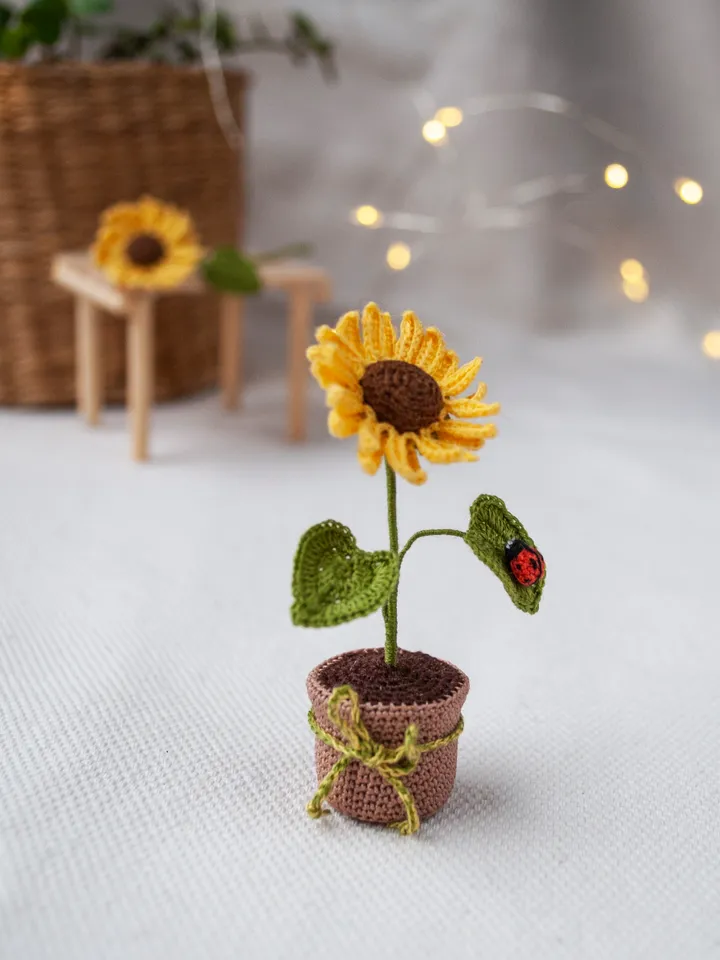 Miniature SUNFLOWER with Ladybird, Plant in a pot, Flower present, Fairy garden gift, Mother Day Gift from daughter